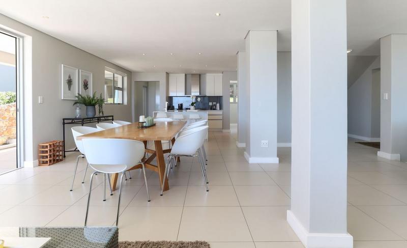 5 Bedroom Property for Sale in Camps Bay Western Cape
